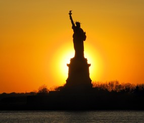 月经第三天基础卵泡（月经第三天基础卵泡有两个9x8跟8x6）