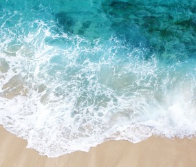 小孩发烧呕吐可以吃葡萄吗（小孩发烧呕吐可以喝葡萄糖水吗）